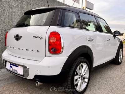 MINI Cooper D Countryman 1.6,Climatronic,LED colorati interni,Cruise Control,ecc. Bianco usata San Michele Salentino