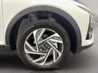Hyundai Bayon Bayon 1.0 T-GDI MT XLine Bianco usata Torino