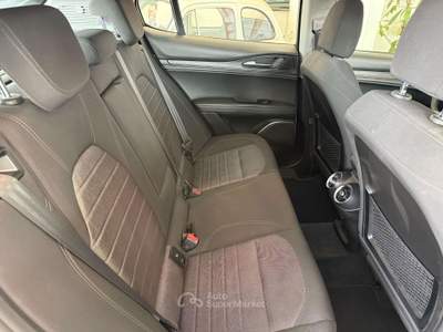 Alfa Romeo Stelvio 2.2 t Business rwd 180cv auto Bianco usata Gaglianico