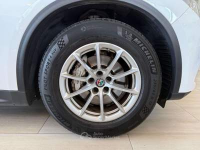 Alfa Romeo Stelvio 2.2 t Business rwd 180cv auto Bianco usata Gaglianico
