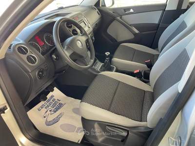 Volkswagen Tiguan DPF Sport & Style (18°) Grigio usata Acerra