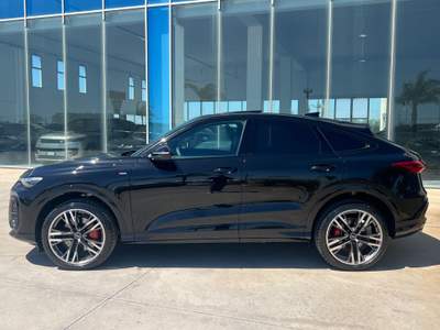 Audi Q5 SPB TDI 150 kW mHEV+ S tronic quattro line edition possibilità noleggio no scoring Nero usata Gela