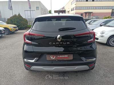 Renault Captur Techno Nero usata Assisi