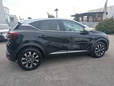 Renault Captur Techno Nero usata Assisi