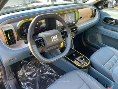 Fiat Grande Panda 1.2 Hybrid 110 CV S&amp;S La Prima *COLORI* Nero usata Aprilia