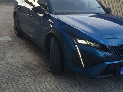 Peugeot 408 Auto sempre tenuta in box privato e proprietario unico usata Trecate