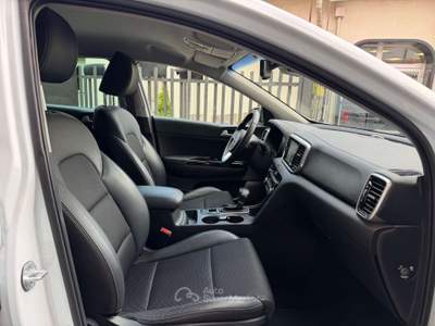 Kia Sportage Sportage IV 2018 1.6 crdi mhev Energy awd 136cv dct7 Bianco usata Cesano Maderno