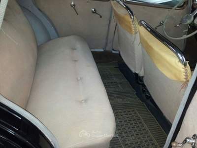 Citroen Traction Avant Usata solo per matrimoni, TARGA ORO Nero usata Barletta