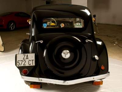 Citroen Traction Avant Usata solo per matrimoni, TARGA ORO Nero usata Barletta