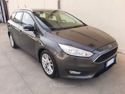 Ford Focus SW 1.5 TDCi 120cv Powershift Tit. Business Grigio usata Castelnovo di Sotto