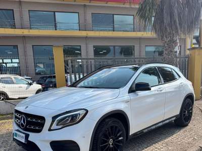 Mercedes-Benz GLA Mercedes GLA 200 D AUTOMATIC PREMIUM NIGHT EDITION Bianco usata Tuglie
