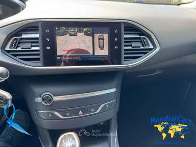 Peugeot 308 308 II 2018 5p 1.5 bluehdi allure 12/2020 Grigio usata San Gregorio Magno