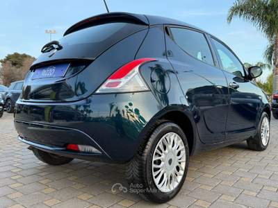 Lancia Ypsilon 69CV 5 porte Elefantino 68000km Blu/Azzurro usata Mesagne