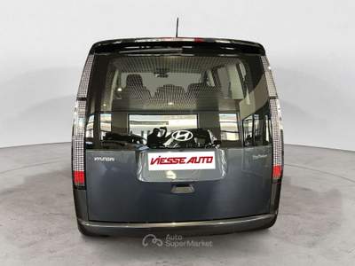 Hyundai Staria Staria 1.6 HEV 9 POSTI WAGON usata Milano