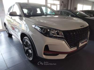 DFSK Glory 580 Glory 500 Standard 1.5 cv 107 x Neopatentati Bianco usata Bologna
