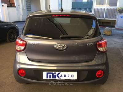 Hyundai i10 Hyundai i10 Tech 1.0. Grigio usata Torino