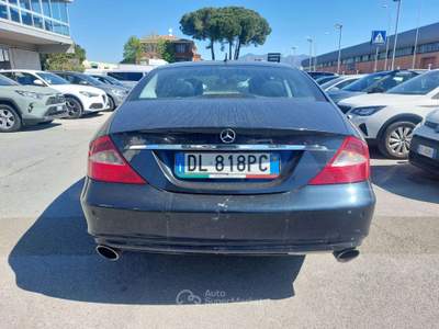Mercedes-Benz CLS CLS 320 CDI SPORT 224CV Nero usata Pisa