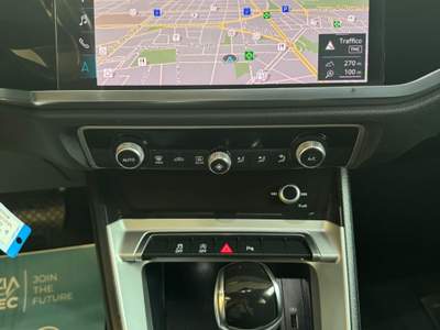Audi Q3 S tronic Business Advanced Nero usata Torino