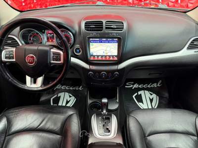 Fiat Freemont Mjt 170 CV 4x4 aut. Lounge 7 POSTI Bianco usata Agliana