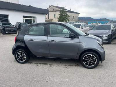 Smart ForFour 70 1.0 twinamic Passion Grigio usata Alife