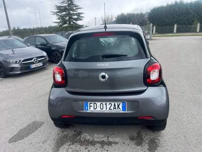 Smart ForFour 70 1.0 twinamic Passion Grigio usata Alife