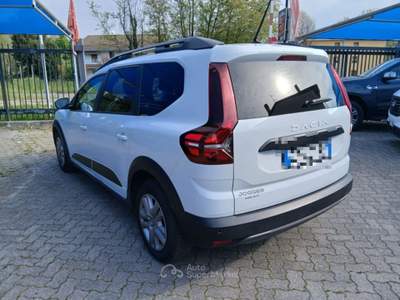 Dacia Jogger 1.0 TCe GPL 100 CV 7 posti Extreme Bianco usata VAREDO