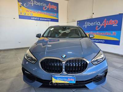 BMW Serie 1 118d d 5p. Business Advantage Grigio usata ADRANO