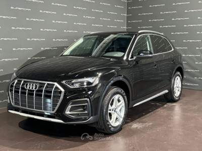 Audi Q5 40 TDI 204 CV quattro S tronic Business Advanced Nero usata Cittadella