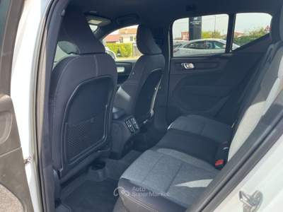 Volvo XC40 B3 CORE AUTOMATICO 163CV MILD HYBRID PREZZO REALE Bianco usata Noventa Vicentina