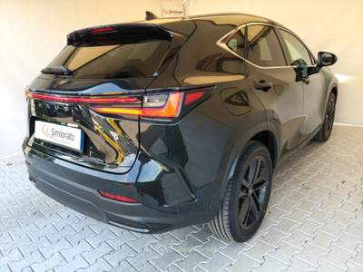 Lexus NX Plug-in 4WD Premium + Nero usata Resana