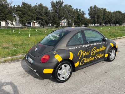 Volkswagen New Beetle CON LIVREA Nero usata JESI