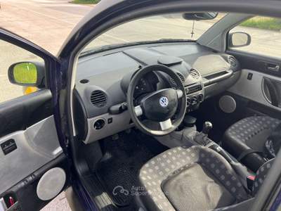 Volkswagen New Beetle CON LIVREA Nero usata JESI