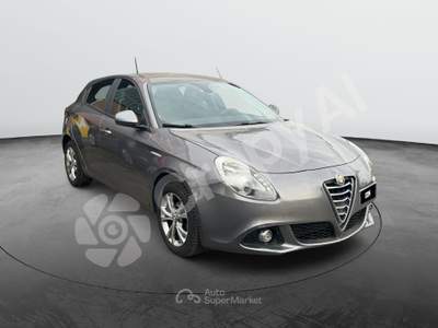 Alfa Romeo Giulietta Auto grandinata usata Castellamonte
