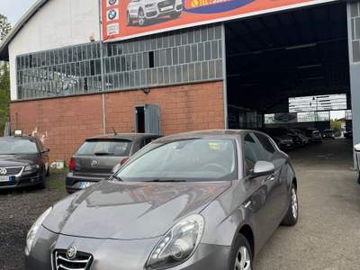 Alfa Romeo Giulietta Auto grandinata usata Castellamonte