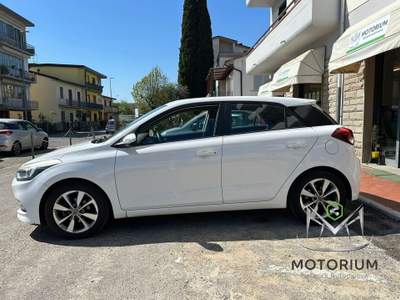 Hyundai i20 ACTIVE Bianco usata Campi Bisenzio