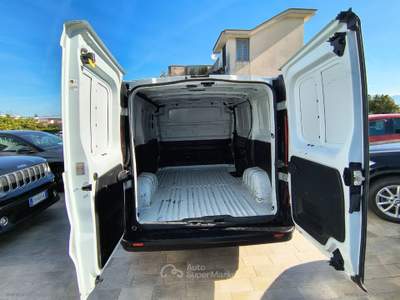 Fiat Talento Talento 2.0 Ecojet 120 PC-TN Furg. 12q Bianco usata Somma Vesuviana