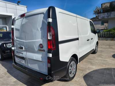 Fiat Talento Talento 2.0 Ecojet 120 PC-TN Furg. 12q Bianco usata Somma Vesuviana