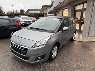 Peugeot 5008 1.6 Diesel 7 posti usata Chiarano