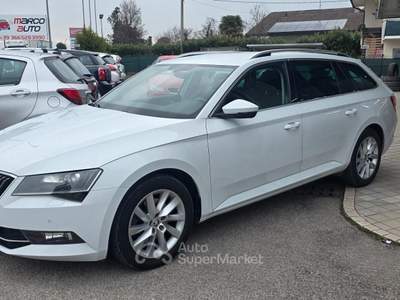 Skoda Superb DSG Wagon Ambition usata Chiarano