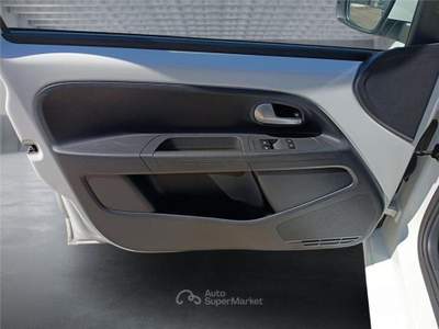 Volkswagen up! 5p. EVO move up! BlueMotion T usata BARI