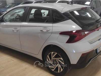 Hyundai i20 3ª serie 1.0 T-GDI Connectline usata BARI