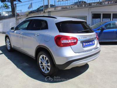 Mercedes-Benz GLA GLA 180 d Premium Argento usata Padula