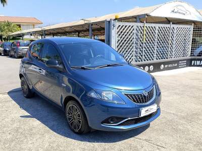 Lancia Ypsilon  1.2 69 CV 5p. GPL Ecochic Gold Blu/Azzurro usata Saviano