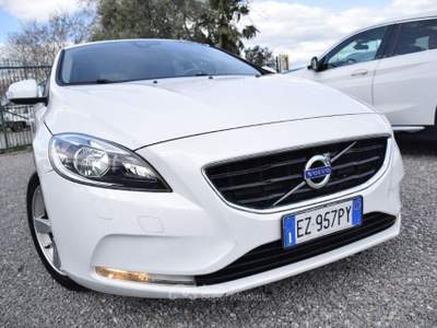 Volvo V40 D2 Business Edition Bianco usata Montalto di Castro