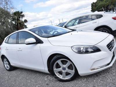 Volvo V40 D2 Business Edition Bianco usata Montalto di Castro