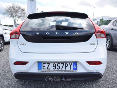 Volvo V40 D2 Business Edition Bianco usata Montalto di Castro