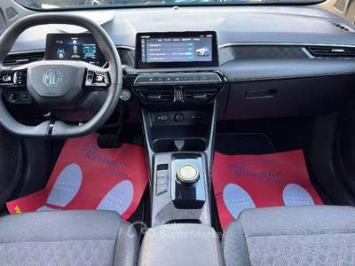 MG3  1.5 hybrid+ Luxury auto Bianco usata Sant'Anastasia