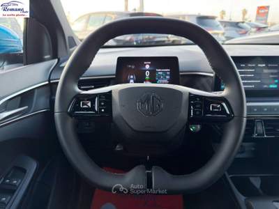 MG3  1.5 hybrid+ Luxury auto Nero usata Sant'Anastasia
