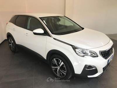 Peugeot 3008  BlueHDi 120 EAT6 S&S Active Bianco usata Casalserugo
