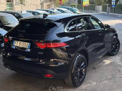 Jaguar F-Pace Unico proprietario, trazione integrale, super accessoriata Nero usata Sant'Omero